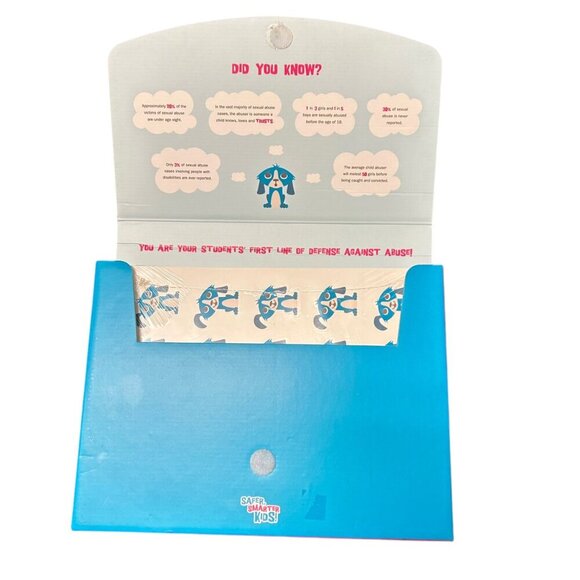 New Safer Smarter Kids Teachers Guide & Introductory Materials Kit - Picture 3 of 13